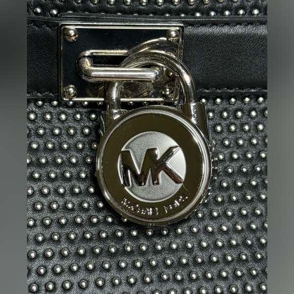 MICHAEL KORS Black Leather Large Hamilton Studded Tote with Shoulder Strap - Picture 2 of 9